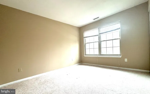 $2,100 | 14 Rain Flower Path, Unit 201, Sparks Glencoe, MD 21152