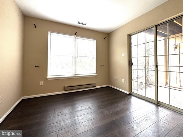 $2,100 | 14 Rain Flower Path, Unit 201, Sparks Glencoe, MD 21152