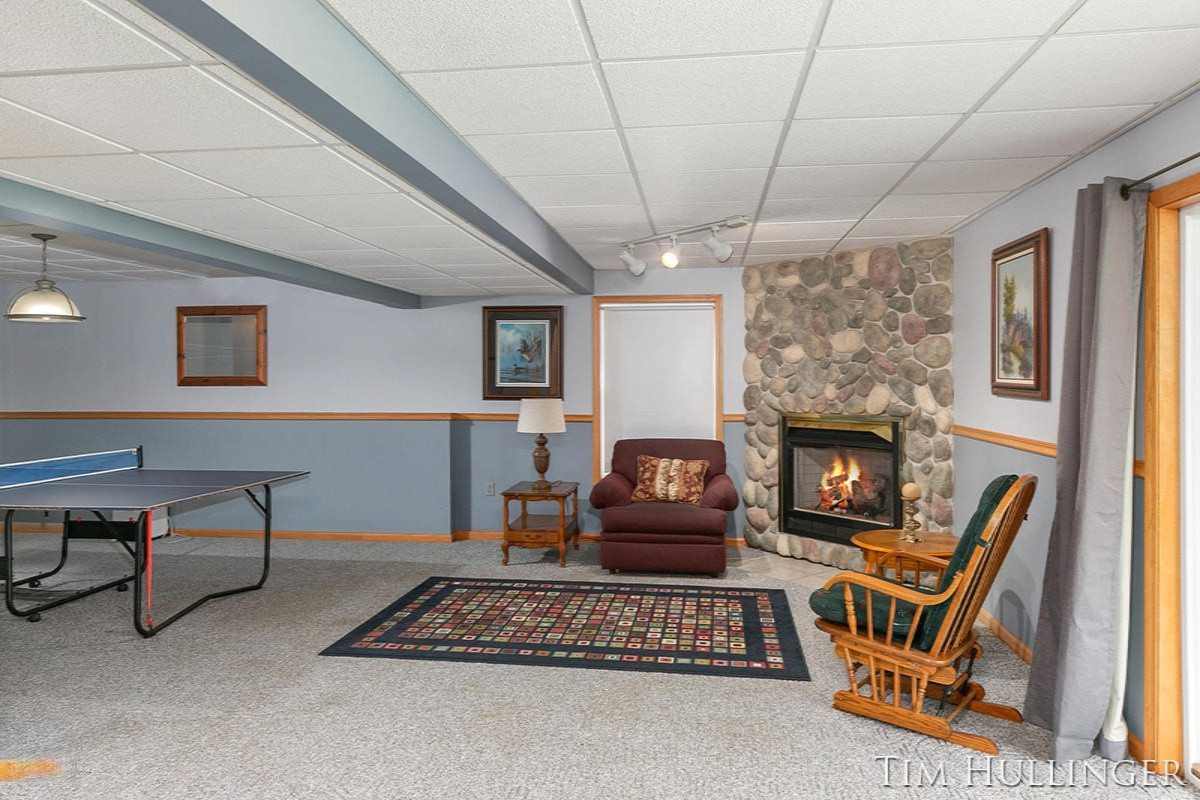 1050 Rector Avenue Northeast Sparta, MI 49345 - Photo 21 of 32 IMG_1022