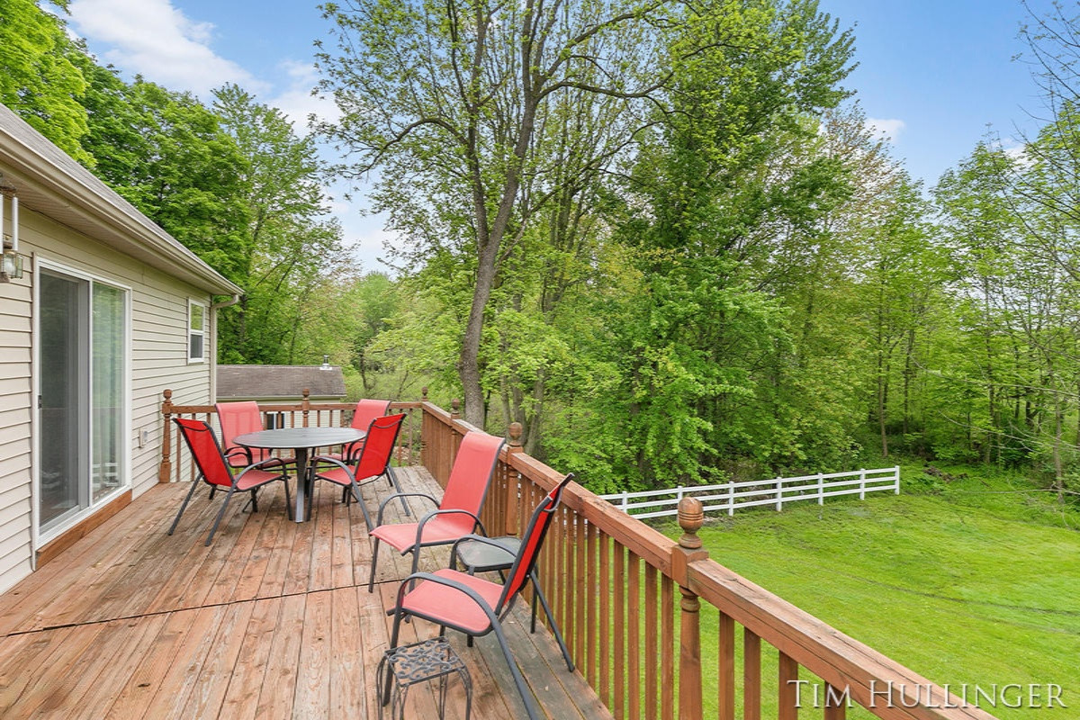 1050 Rector Avenue Northeast Sparta, MI 49345 - Photo 26 of 32 IMG_1027