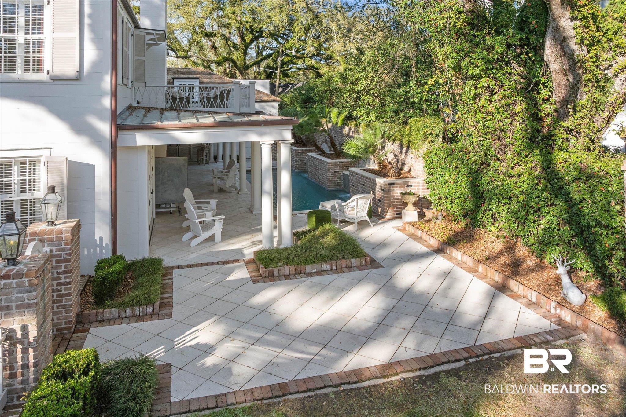 2256 De Leon Avenue Mobile, AL 36607 - Photo 55 of 61 Ariel view of side porch and pool area