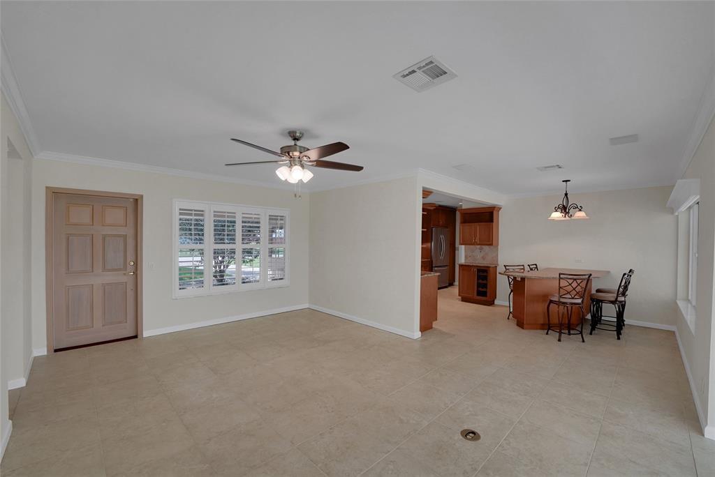 2725 Southeast 5th Court Pompano Beach, FL 33062 - Photo 5 of 37 a view of livingroom with furniture