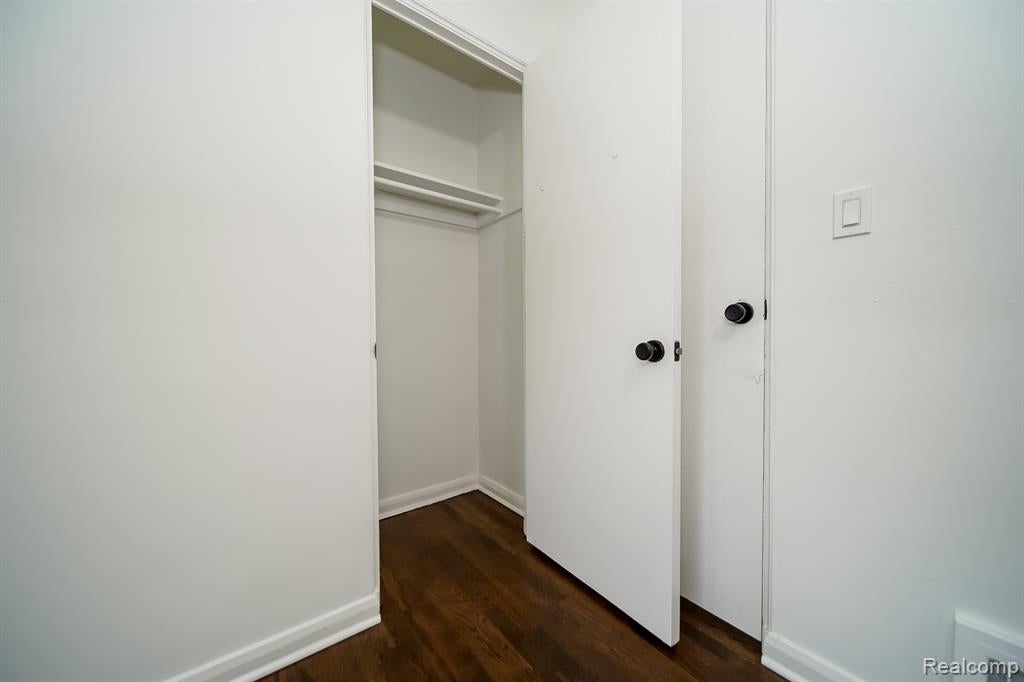 260 Cherokee Road Pontiac, MI 48341 - Photo 40 of 98 Gallery Image 40