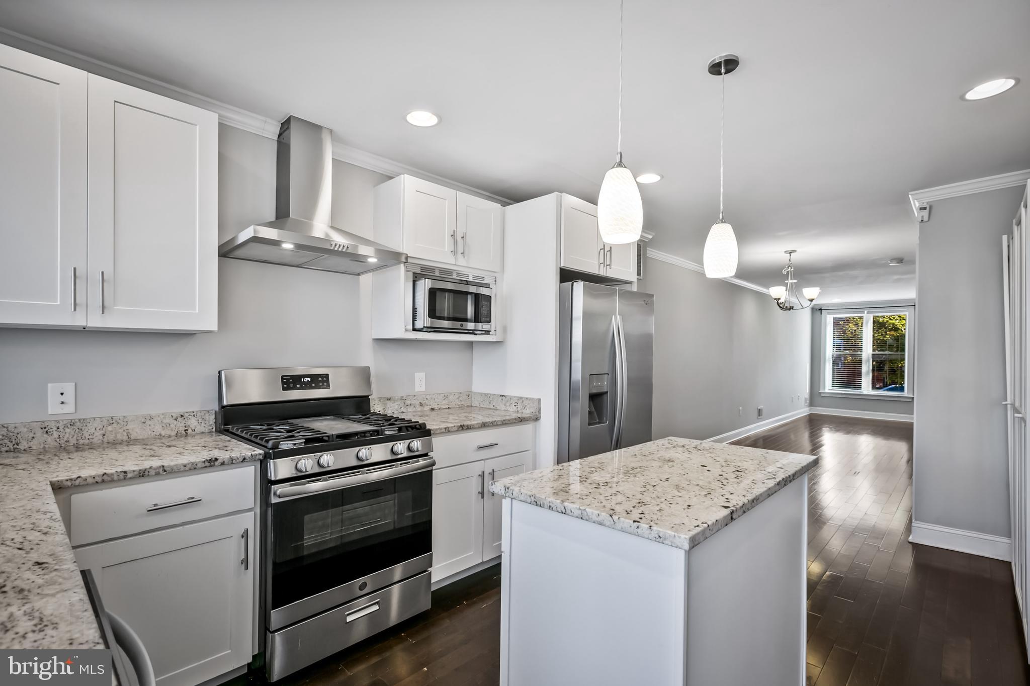 108 South Conkling Street Baltimore, MD 21224 - Photo 12 of 29