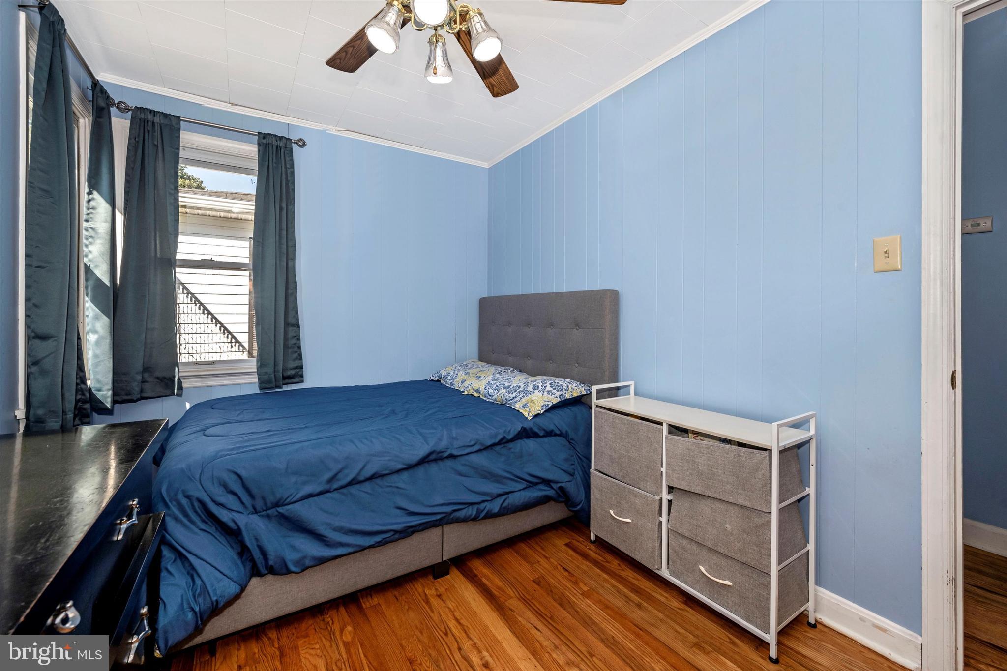 201 Nottingham Road Hagerstown, MD 21740 - Photo 20 of 28 Hardwood Floors in Here as Well!