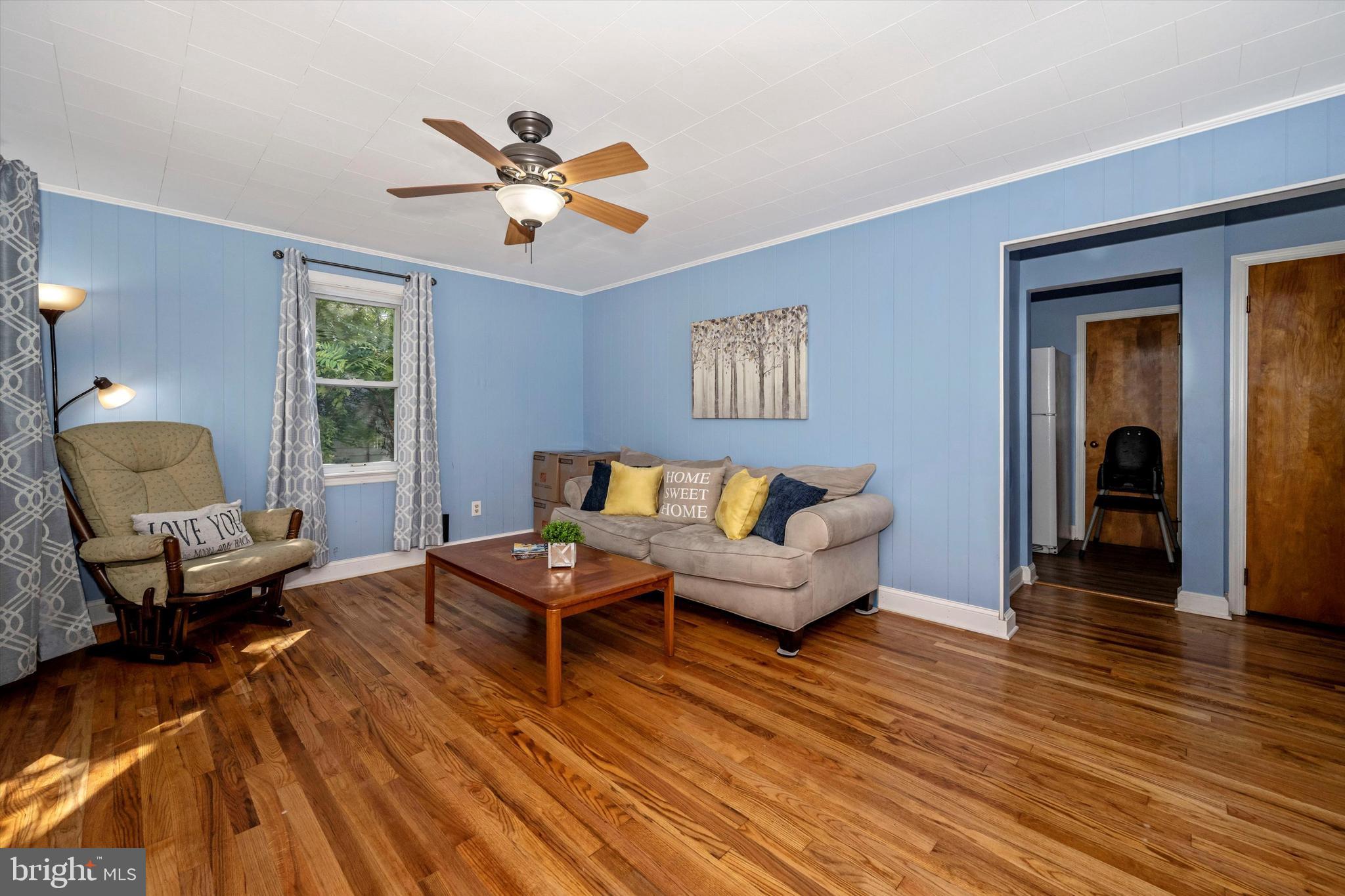 201 Nottingham Road Hagerstown, MD 21740 - Photo 9 of 28 Gorgeous Hardwood Floors