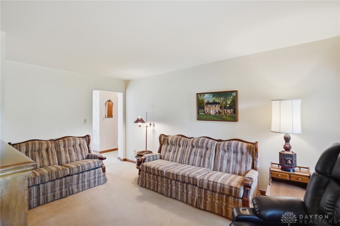 9075 North Hetzler Road Piqua, OH 45356 - Photo 11 of 79