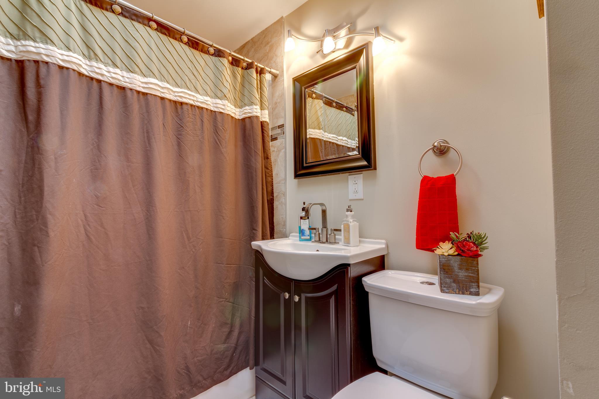 6817 Rutland Street Philadelphia, PA 19149 - Photo 9 of 19 Gallery Image 9