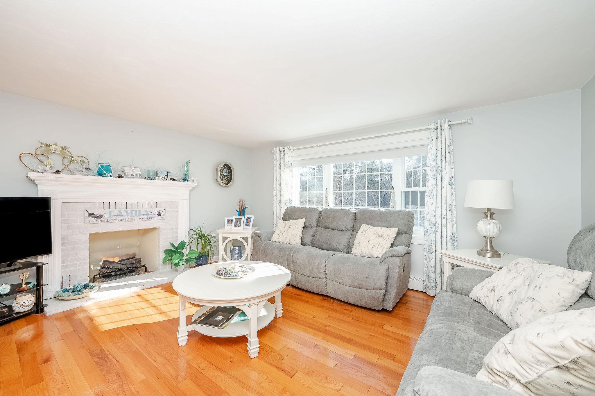 34 Beaver Dam Road South Berwick, ME 03908 - Photo 4 of 51 Gallery Image 4
