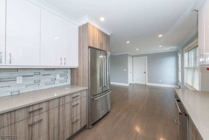 109 Springfield Avenue Summit, NJ 07901 - Photo 2 of 22