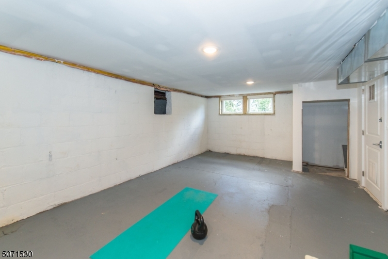 109 Springfield Avenue Summit, NJ 07901 - Photo 18 of 22