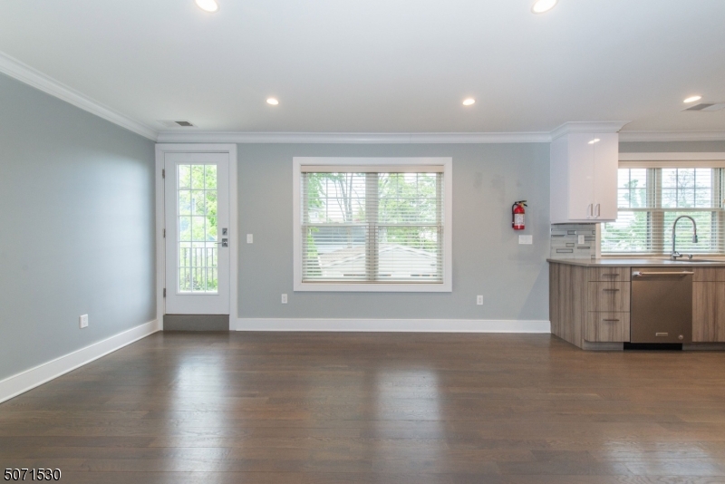 109 Springfield Avenue Summit, NJ 07901 - Photo 6 of 22