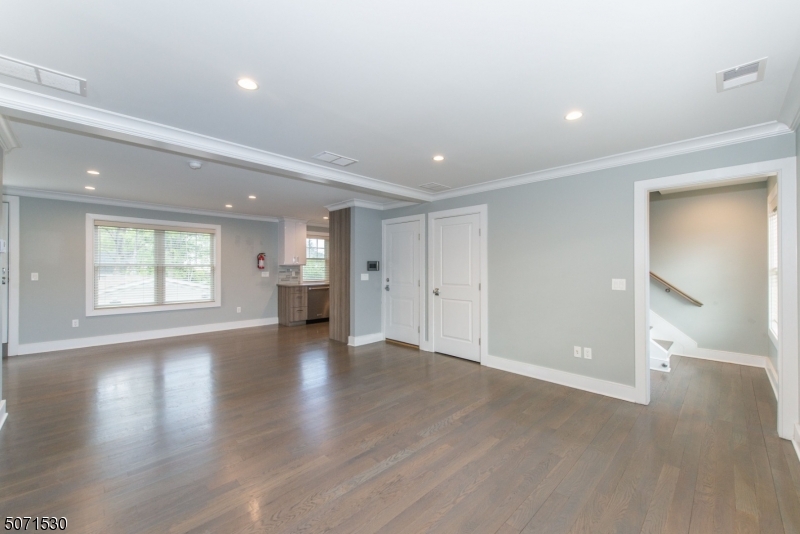 109 Springfield Avenue Summit, NJ 07901 - Photo 8 of 22