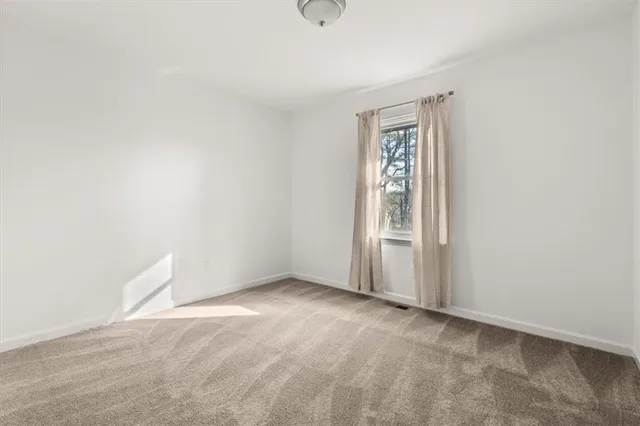 $325,000 | 35 East Boxwood Drive Southeast, Cartersville, GA 30121