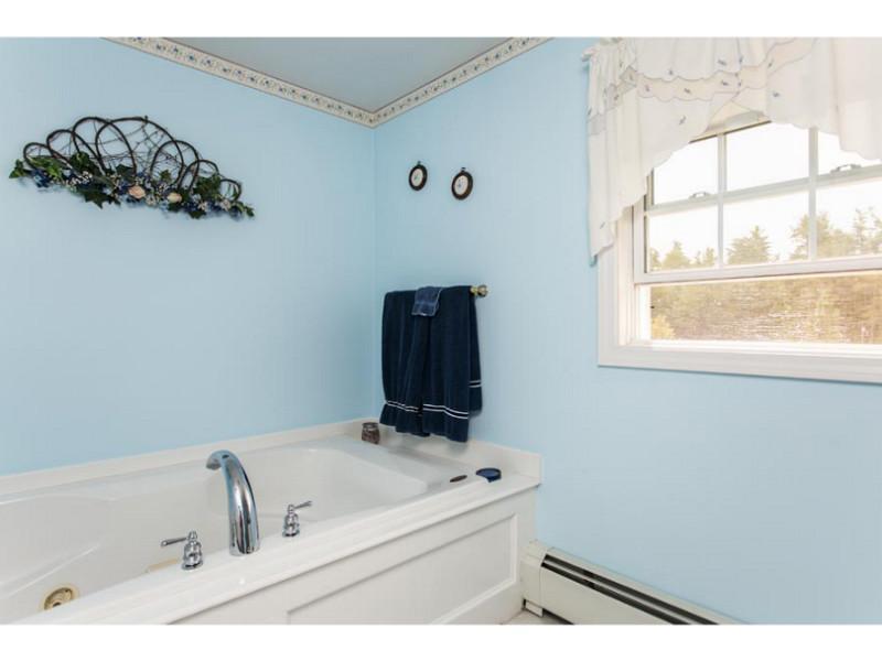 12 Pound Road Durham, ME 04222 - Photo 29 of 35 Bathroom. 2nd floor full bath...