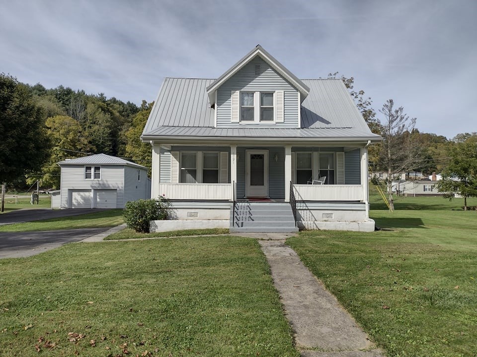 1791 Adria Road North Tazewell, VA 24630 - Photo 2 of 35 Gallery Image 2