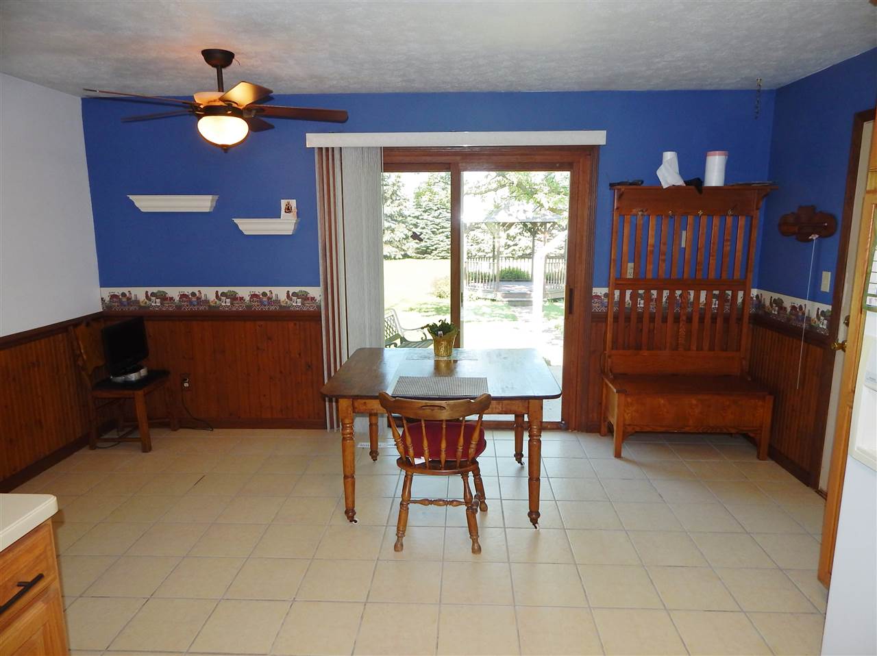 8250 Boone Mc Henry County Line Road Garden Prairie, IL 61038 - Photo 7 of 23 Gallery Image 7