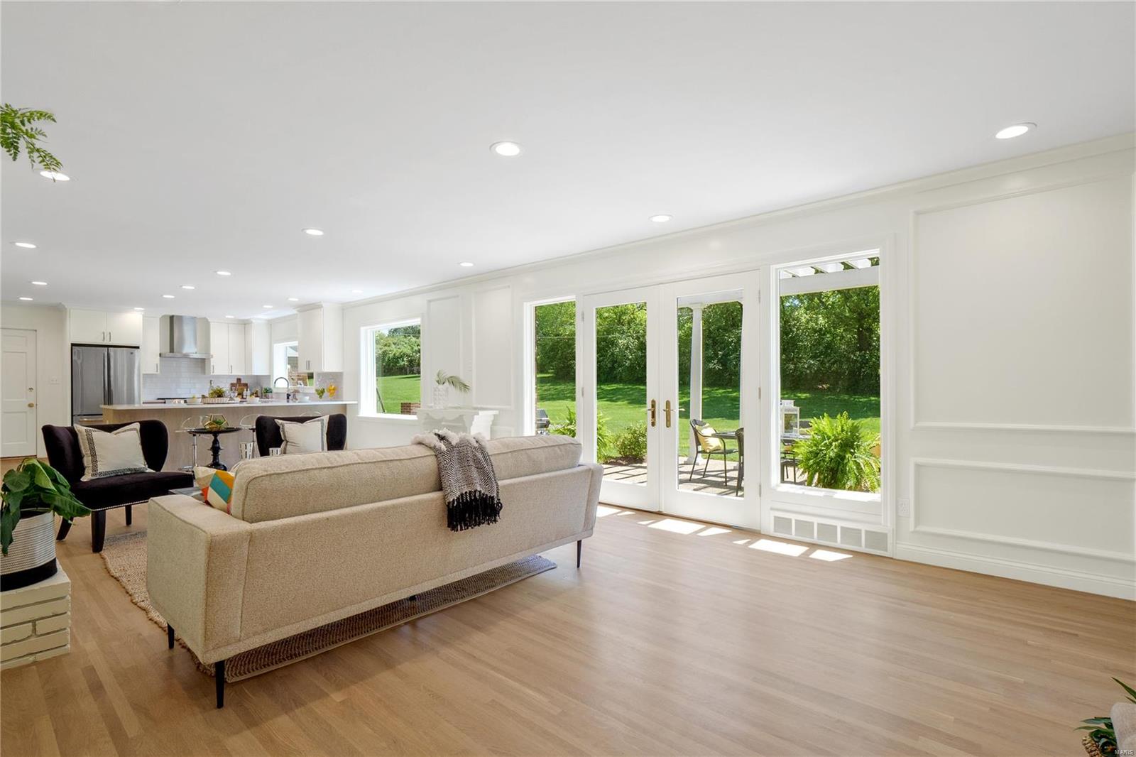 8 Williamsburg Road St. Louis, MO 63141 - Photo 13 of 73 Gallery Image 13