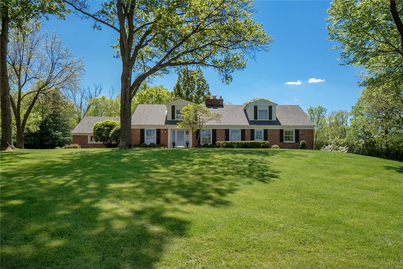 8 Williamsburg Road St. Louis, MO 63141 - Photo 22 of 73 Gallery Image 22