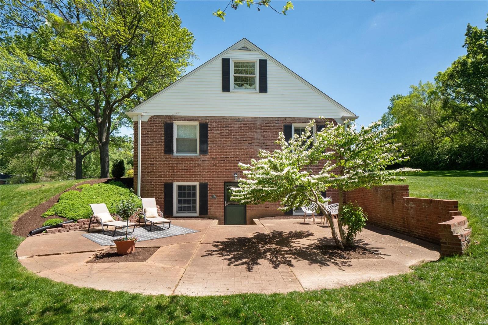 8 Williamsburg Road St. Louis, MO 63141 - Photo 28 of 73 Gallery Image 28