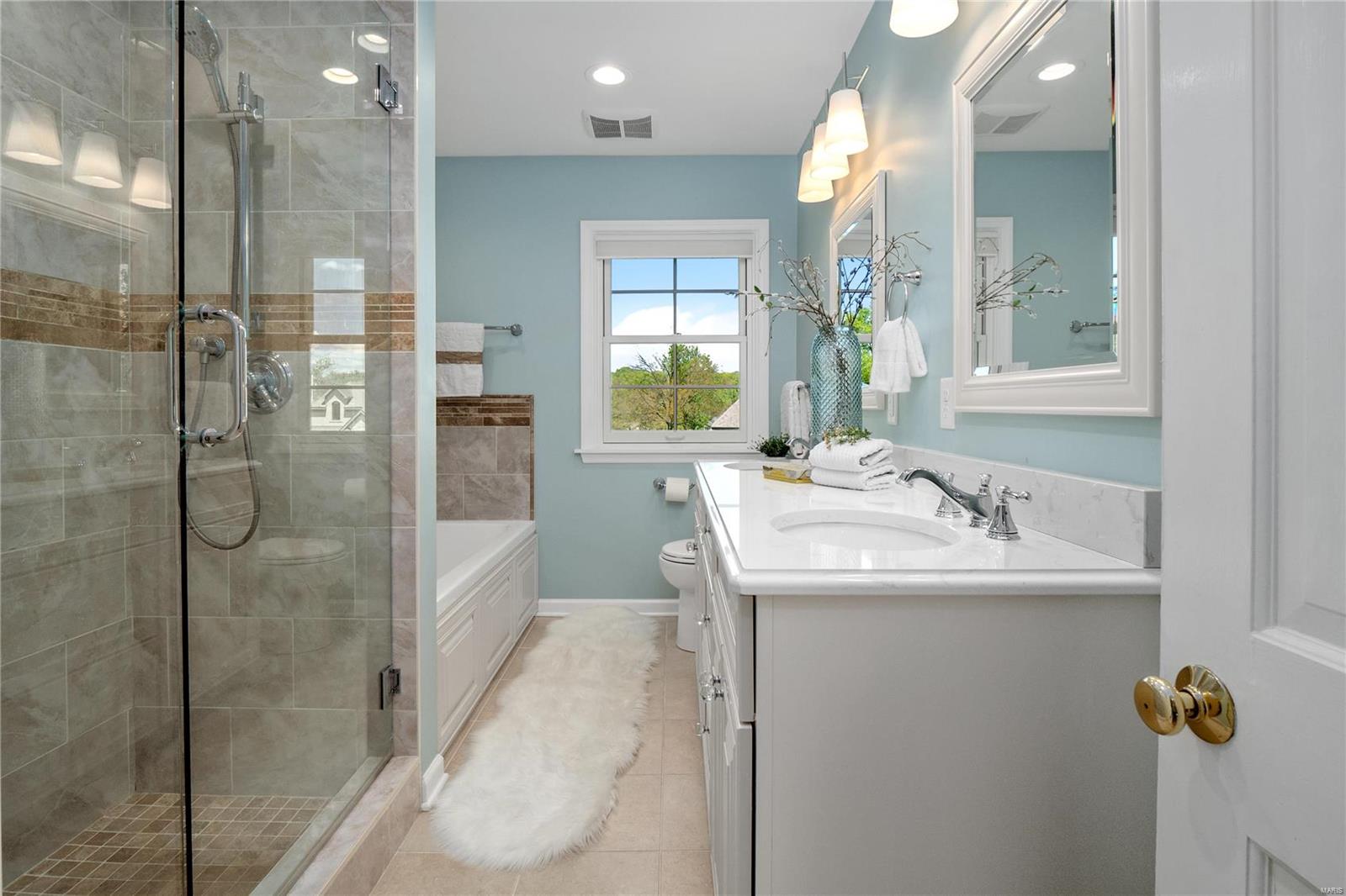8 Williamsburg Road St. Louis, MO 63141 - Photo 46 of 73 Gallery Image 46