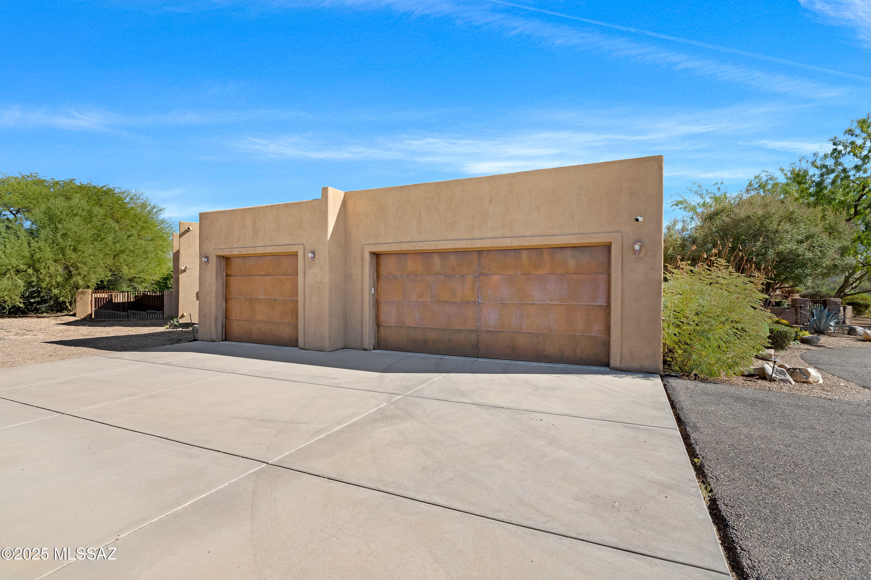 1731 West Moore Road Tucson, AZ 85755 - Photo 5 of 49 Gallery Image 5