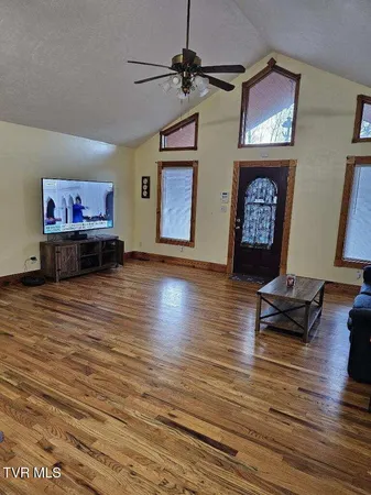 $1,800 | 2075 Highway 91, Elizabethton, TN 37643