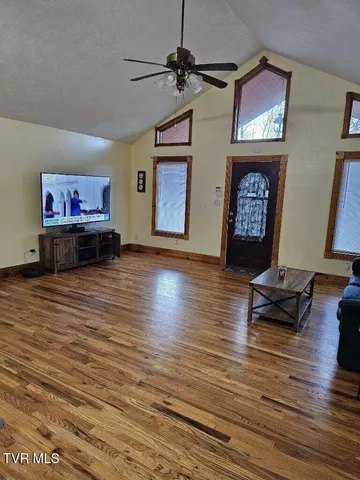 $1,800 | 2075 Highway 91, Elizabethton, TN 37643