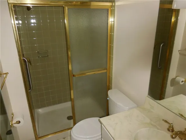 $350,000 | 11 Huxley Way, Perinton, NY 14450