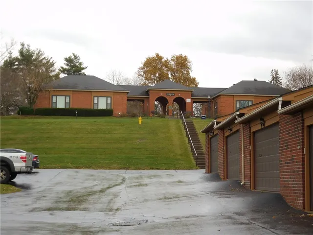 $350,000 | 11 Huxley Way, Perinton, NY 14450