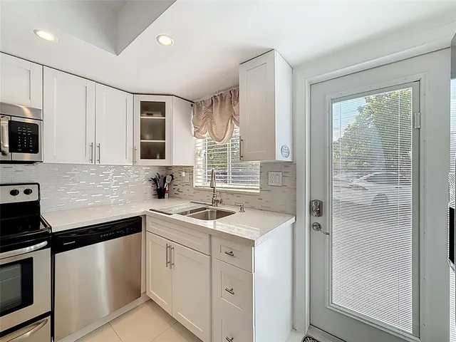 $389,900 | 1751 South Ocean Boulevard, Unit 107W, Pompano Beach, FL 33062