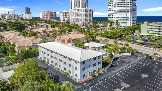 $389,900 | 1751 South Ocean Boulevard, Unit 107W, Pompano Beach, FL 33062