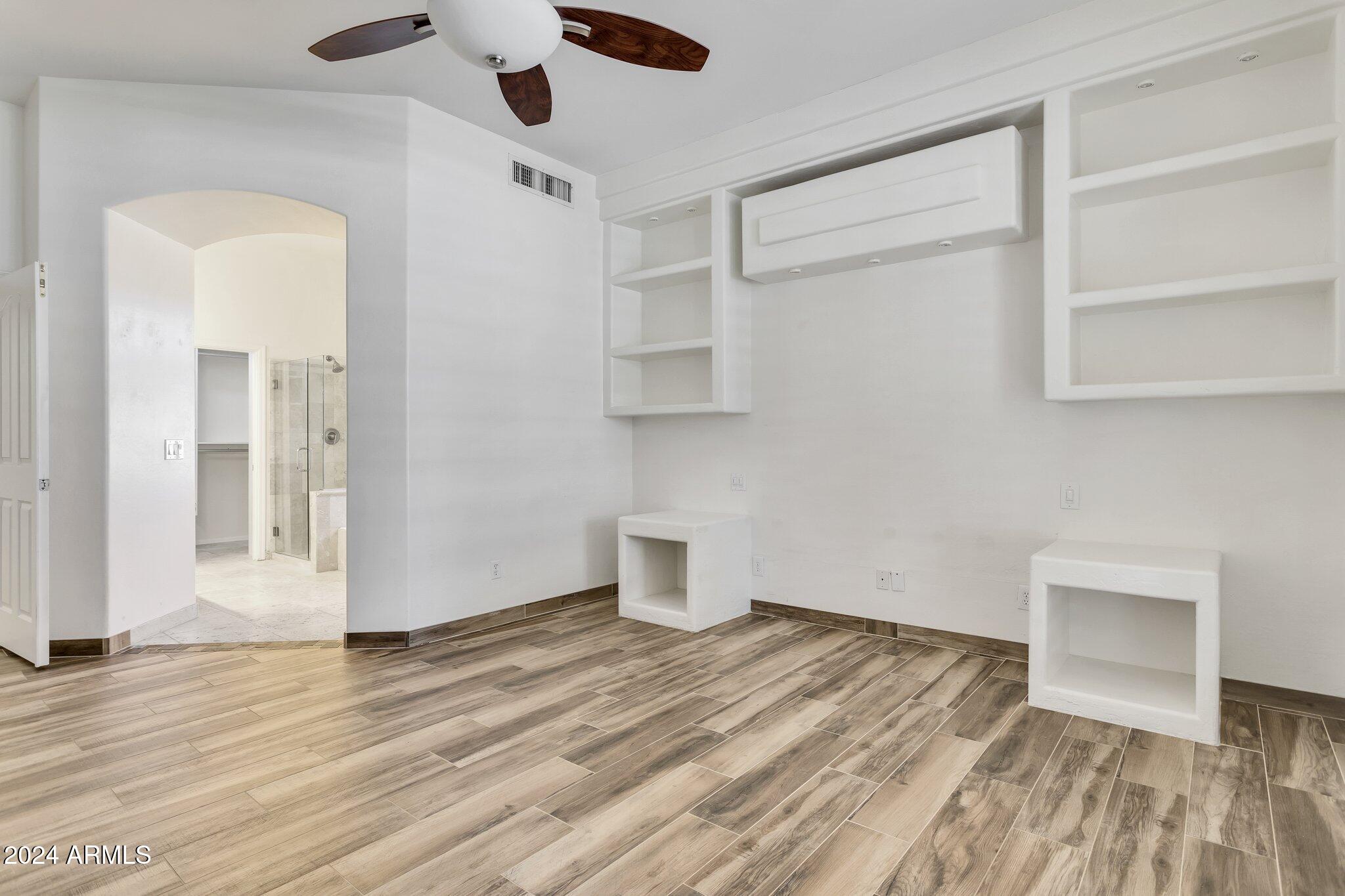 4522 East Jaeger Road Phoenix, AZ 85050 - Photo 15 of 28 Master Suite