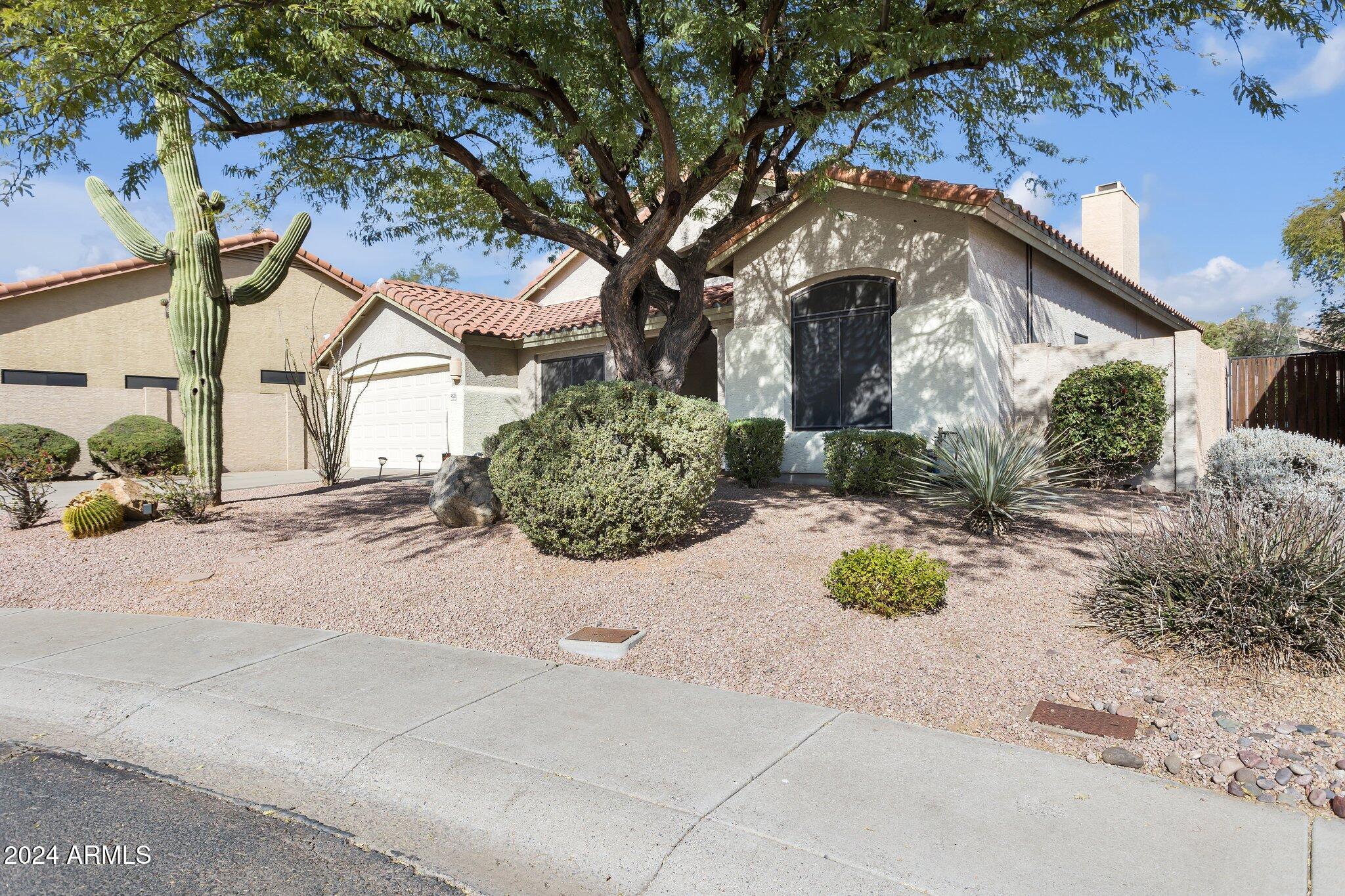 4522 East Jaeger Road Phoenix, AZ 85050 - Photo 2 of 28 Front View