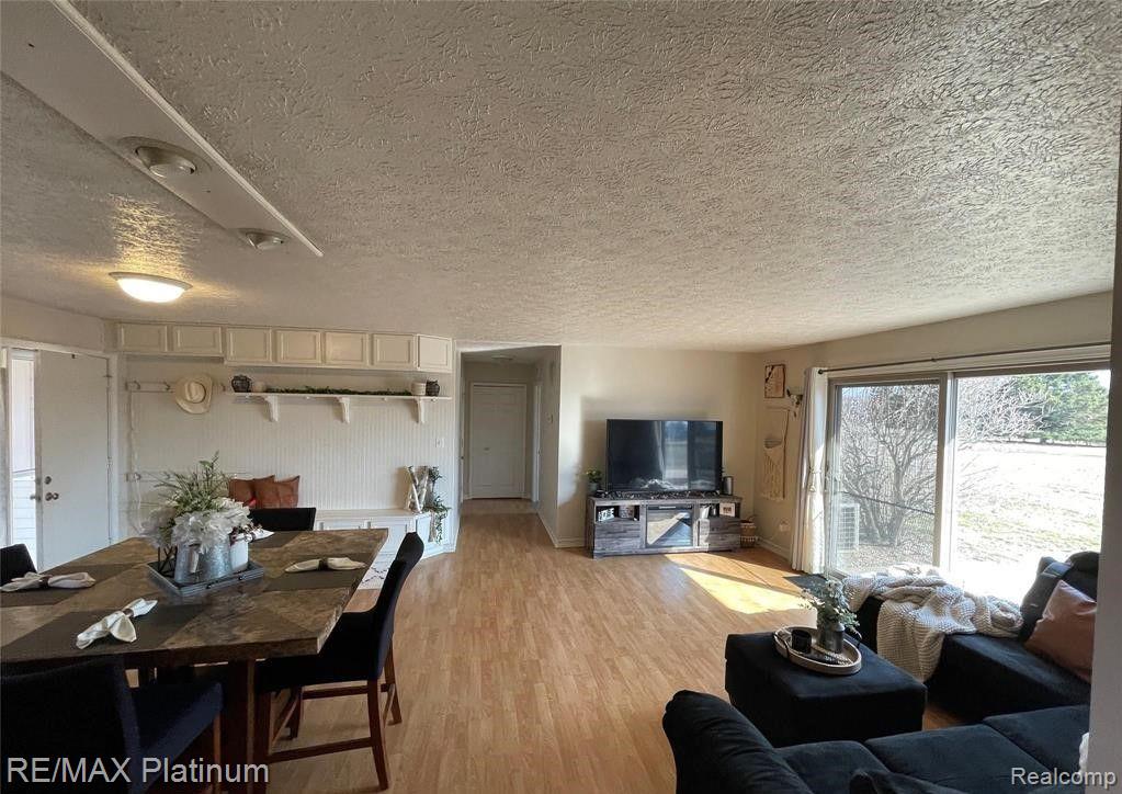 566-570 East Marr Road Howell, MI 48855 - Photo 6 of 16 Gallery Image 6