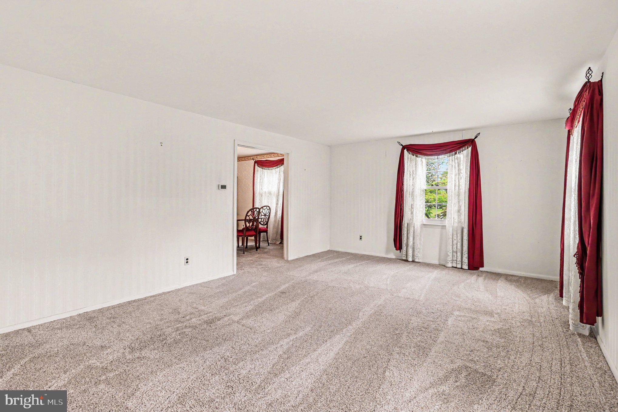 311 Wayland Road Cherry Hill, NJ 08034 - Photo 15 of 62 Living Room