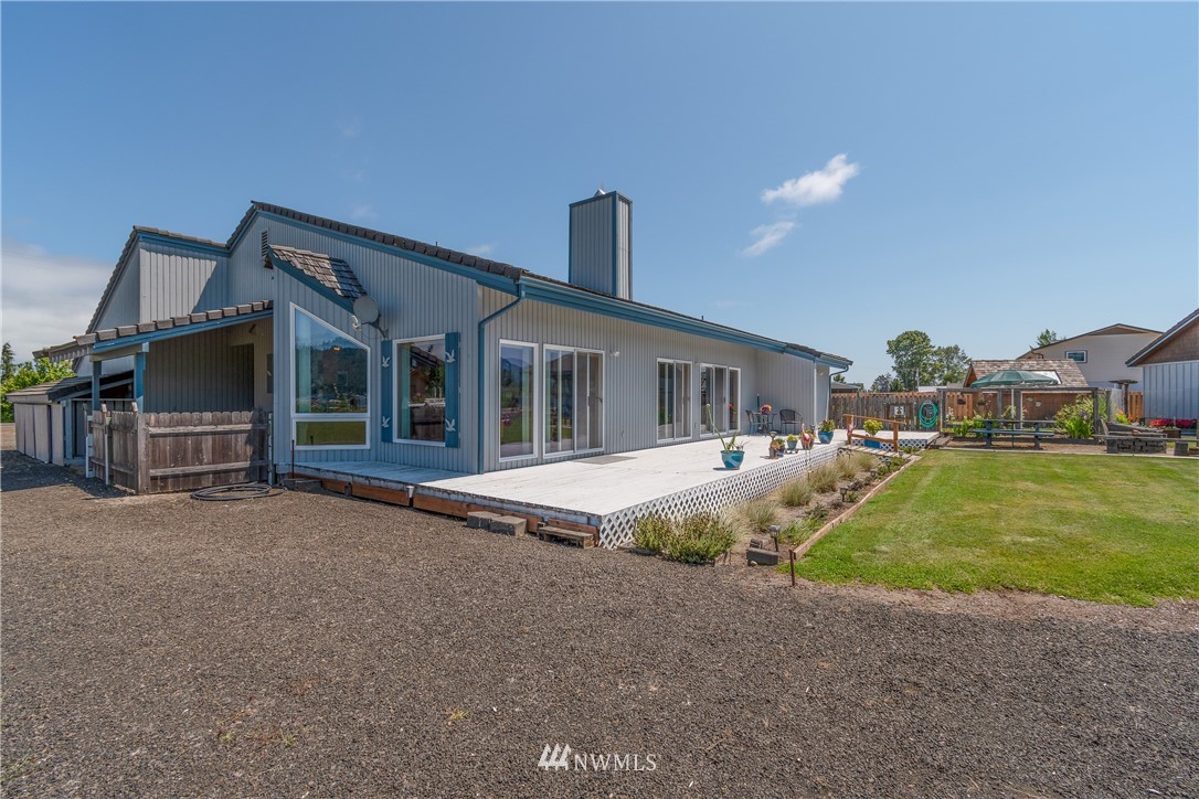 281 West Sunny Sands Road Cathlamet, WA 98612 - Photo 23 of 40 Gallery Image 23