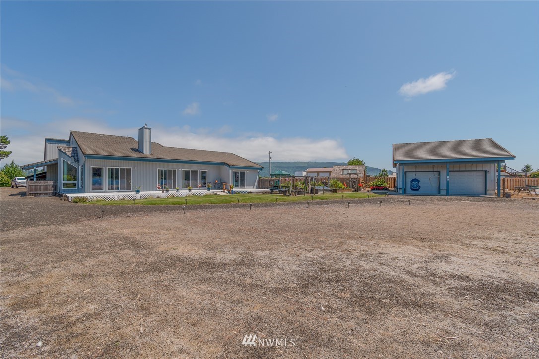 281 West Sunny Sands Road Cathlamet, WA 98612 - Photo 25 of 40 Gallery Image 25