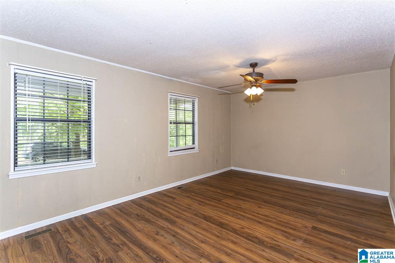 375 Cardinal Hill Road Hayden, AL 35079 - Photo 2 of 38