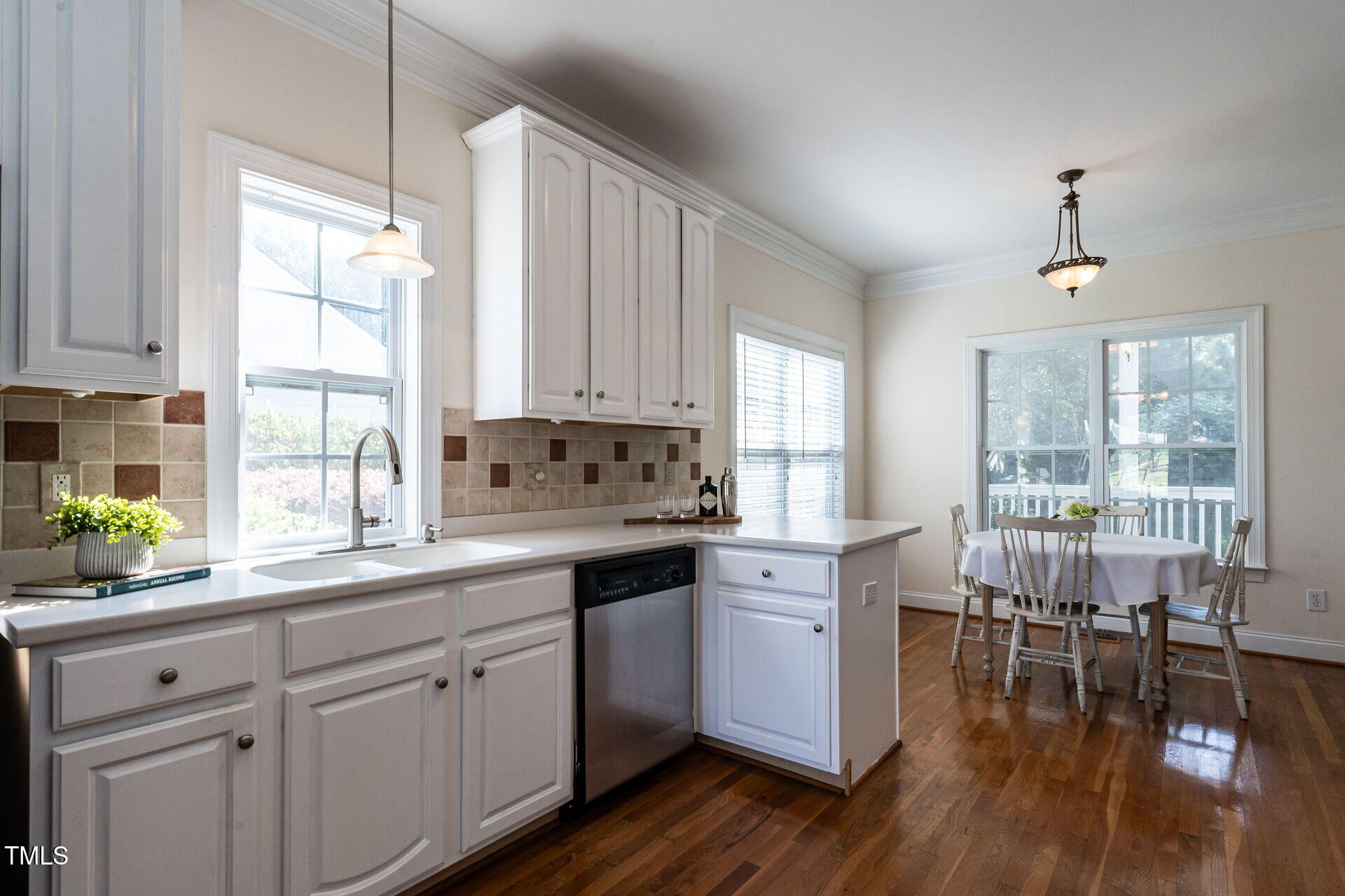 716 2 Brothers Run Raleigh, NC 27603 - Photo 18 of 43 007-1920x1080-kitchen