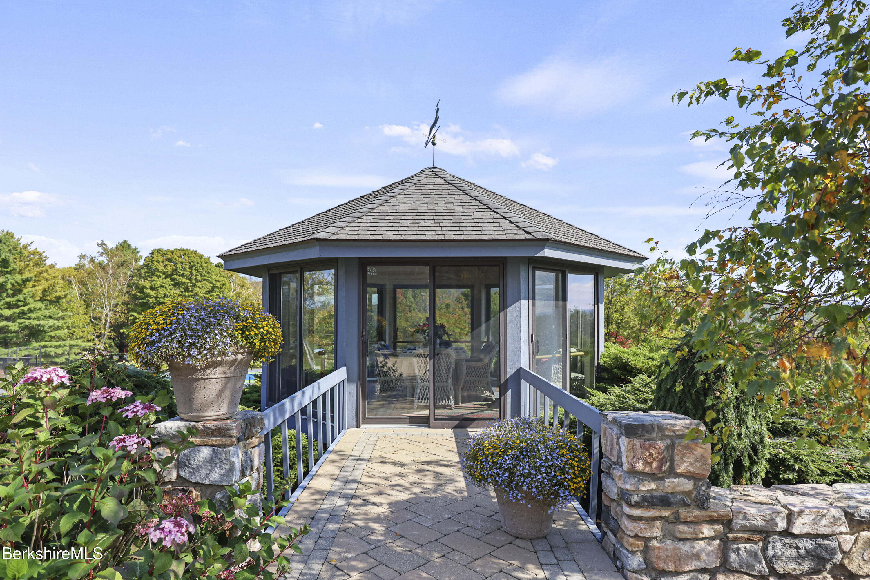 60 Old Cheshire Road Lanesborough, MA 01237 - Photo 21 of 81 455 Sun Room
