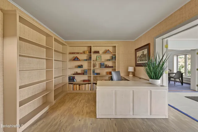 $2,500,000 | 60 Old Cheshire Road, Lanesborough, MA 01237