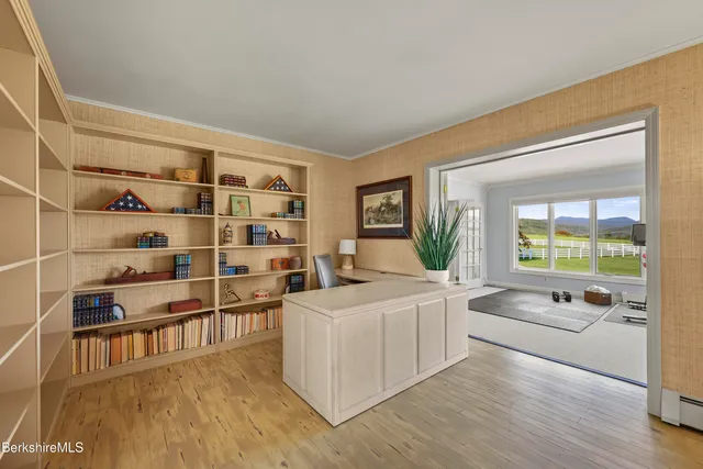 $2,500,000 | 60 Old Cheshire Road, Lanesborough, MA 01237