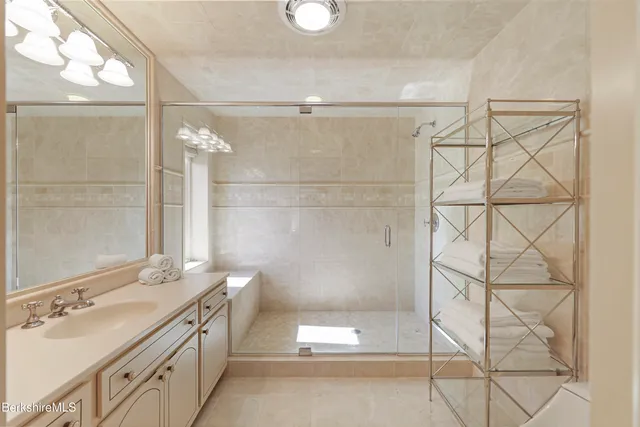 $2,500,000 | 60 Old Cheshire Road, Lanesborough, MA 01237