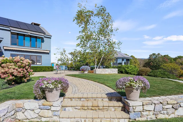 $2,500,000 | 60 Old Cheshire Road, Lanesborough, MA 01237