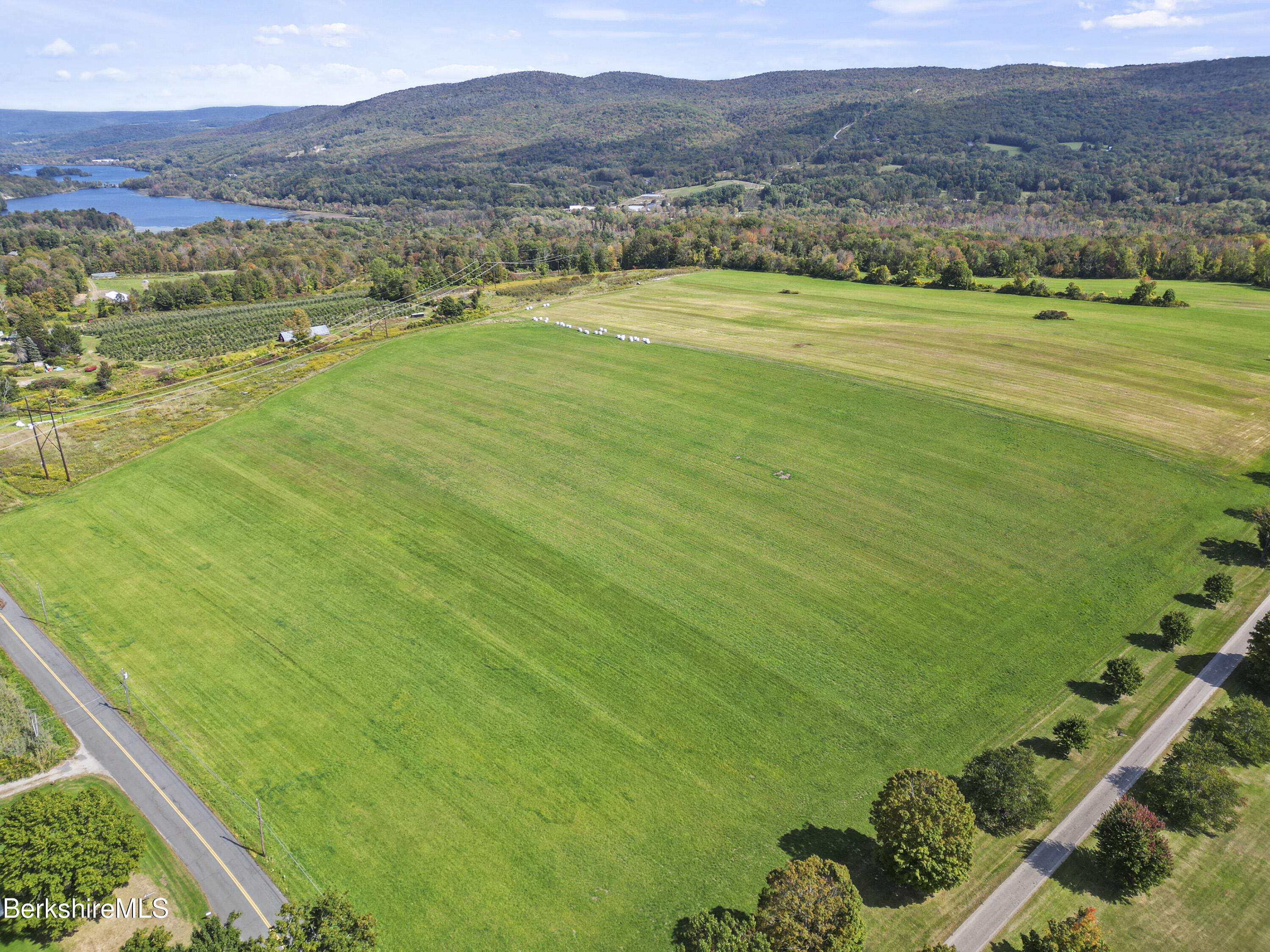 60 Old Cheshire Road Lanesborough, MA 01237 - Photo 73 of 81 890 Aerial View