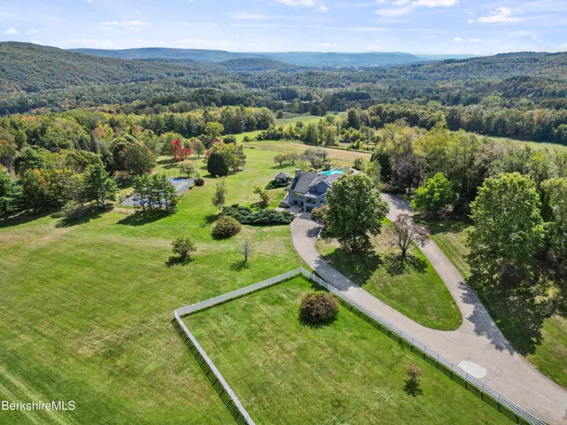 $2,500,000 | 60 Old Cheshire Road, Lanesborough, MA 01237