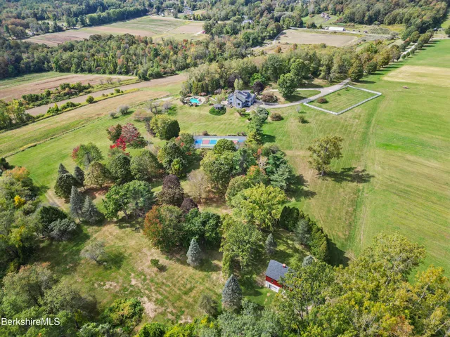 $2,500,000 | 60 Old Cheshire Road, Lanesborough, MA 01237