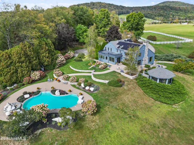 $2,500,000 | 60 Old Cheshire Road, Lanesborough, MA 01237
