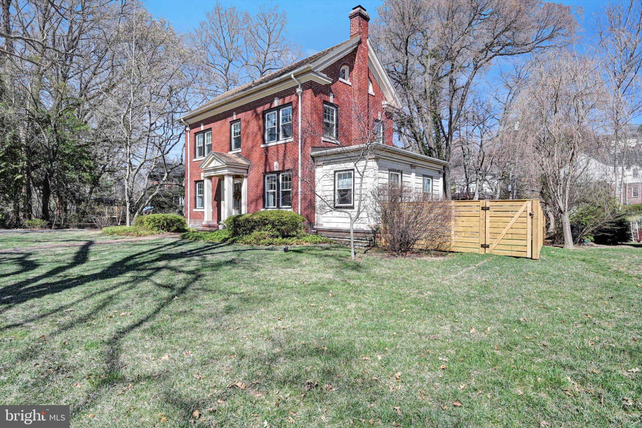 57 Park Road Reading, PA 19609 - Photo 4 of 32 Gallery Image 4